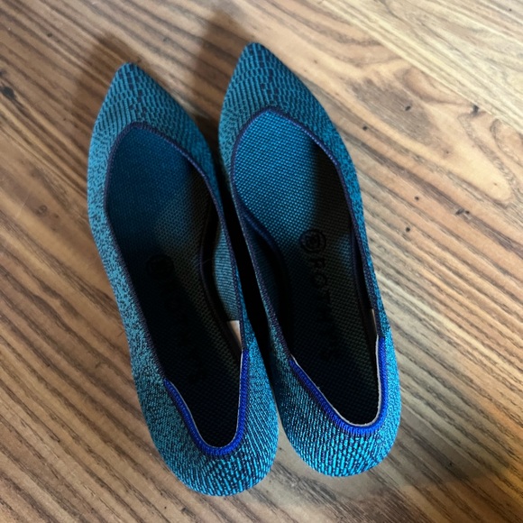 Rothy's Points in "Spruce Python," teal and navy, NWOB, size 8 - Picture 4 of 14
